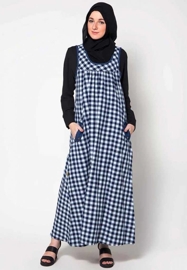 Gamis Terkini Sweet Maxi Dress Untuk Anda Pecinta Monokrom