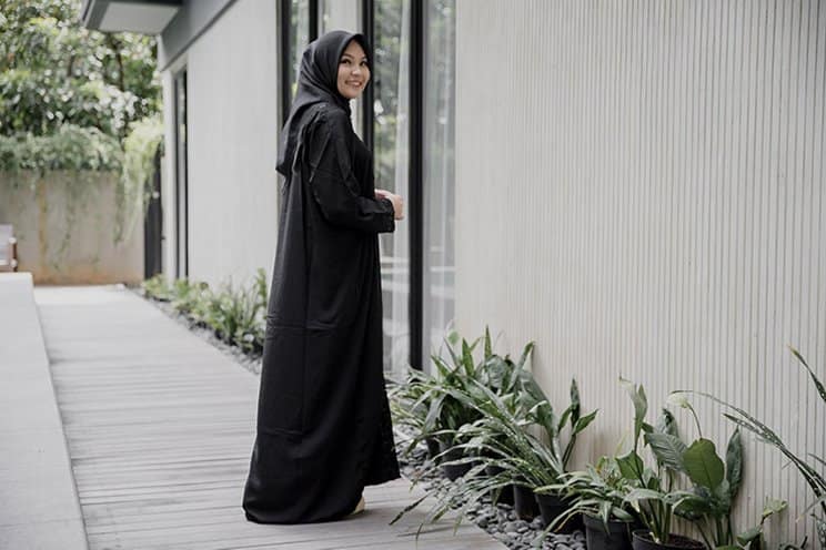 Model Baju Syari Pesta gelap